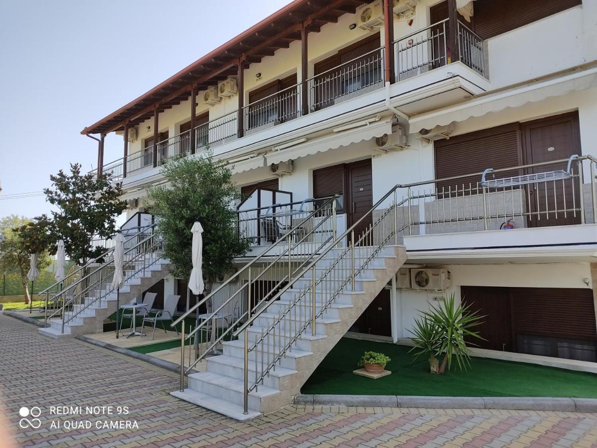 Agnanti Studios Afytos Exterior photo